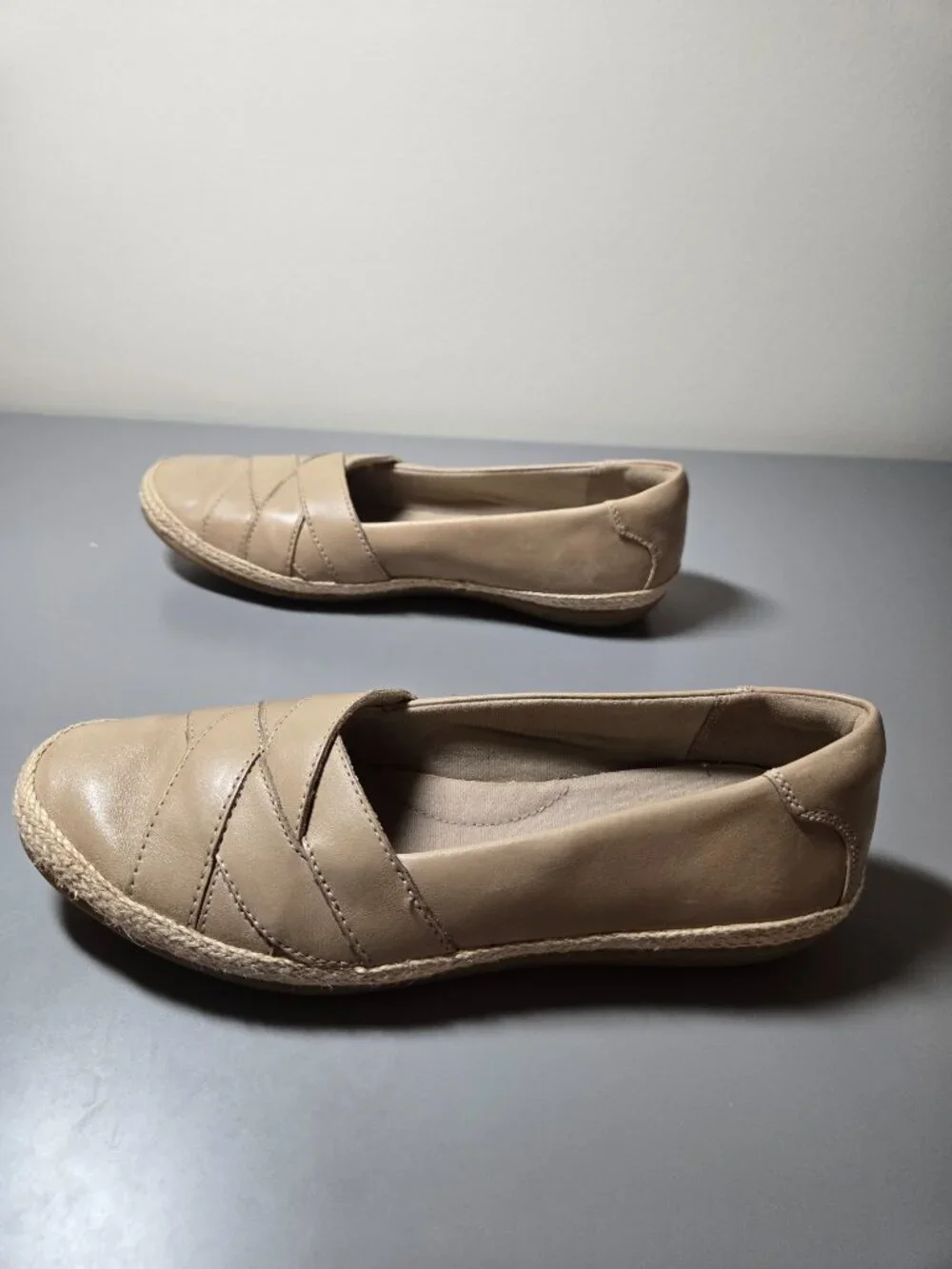 Clarks Collection Women's Danelly Shine Espadrille Tan Slip On Flats Size 8